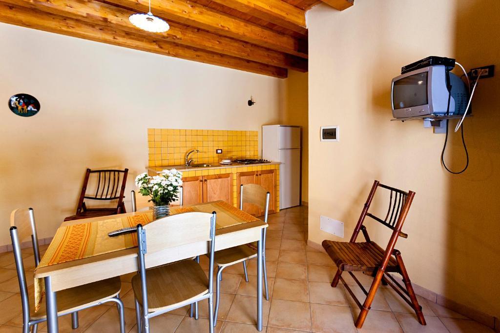 Case Vacanza Le Magnolie Castellammare del Golfo Habitación foto
