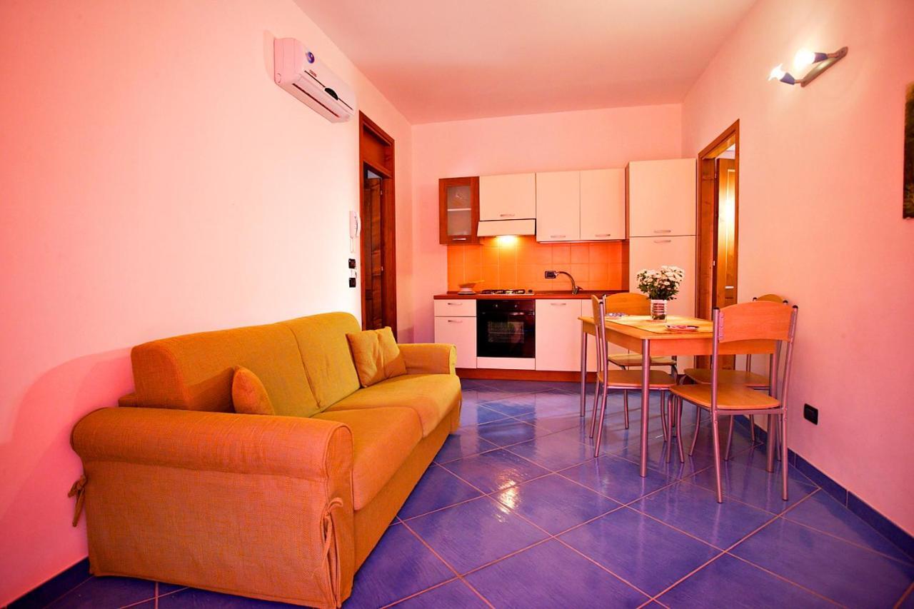 Case Vacanza Le Magnolie Castellammare del Golfo Habitación foto